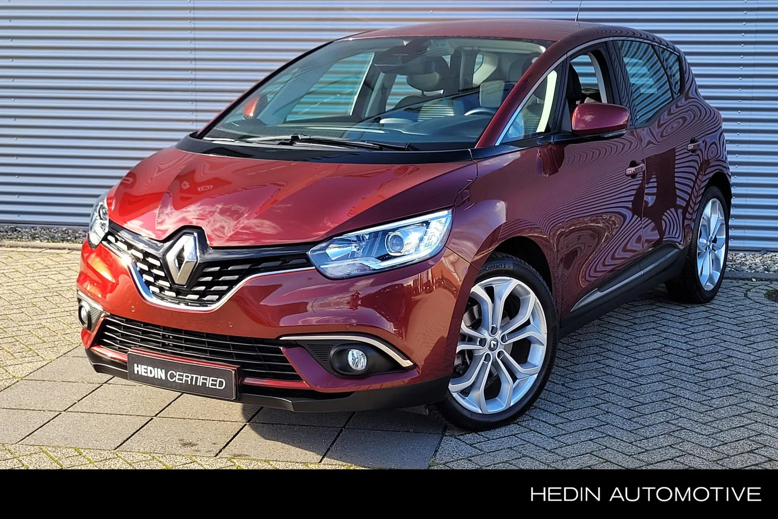 Renault Scénic (2017) — foto 1