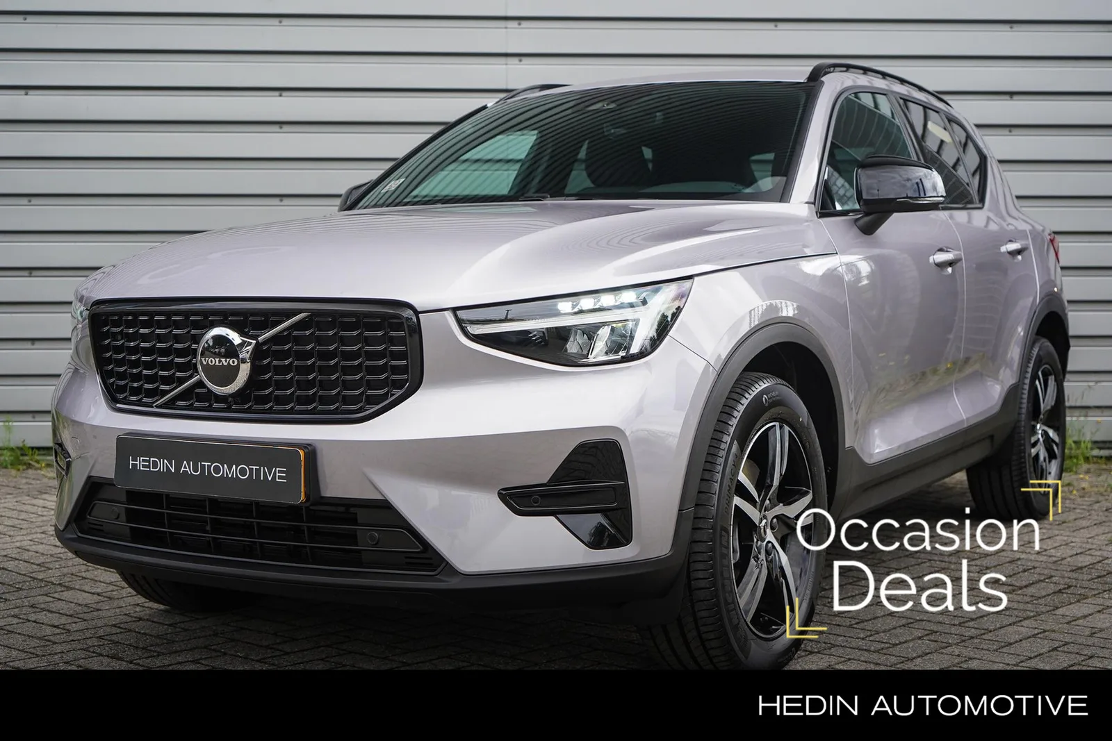 Volvo XC40 (2026) — foto 1