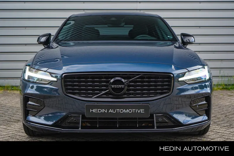 Volvo S60 (2022)