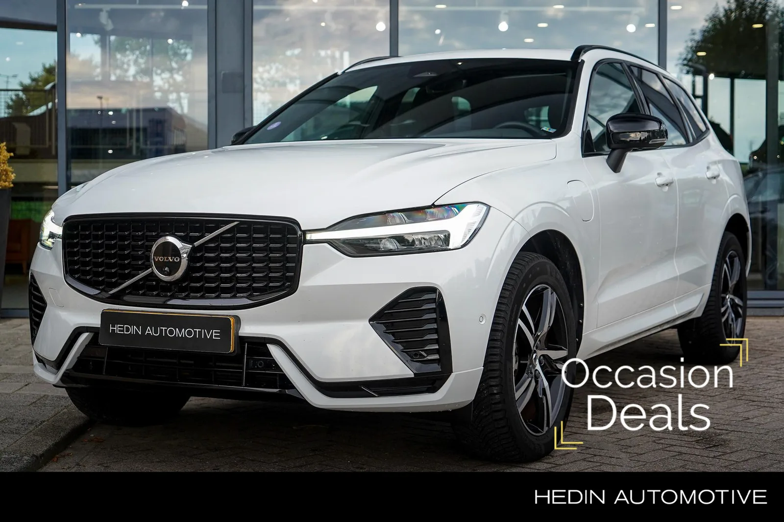 Volvo XC60 (2022) — foto 1