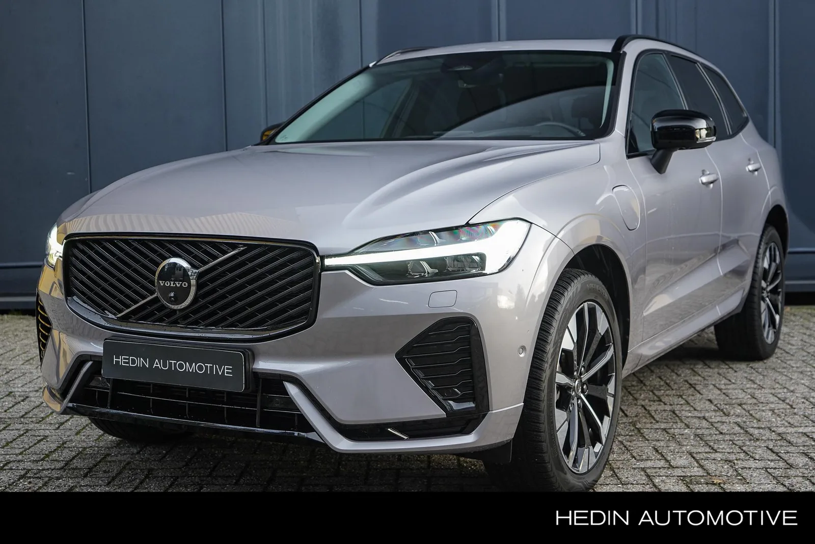 Volvo XC60 (2026) — foto 1