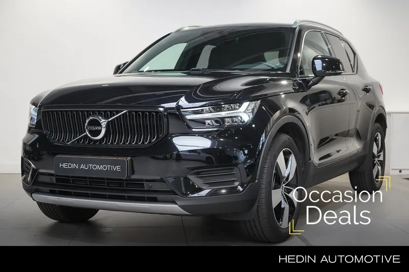 Volvo XC40 (2022)