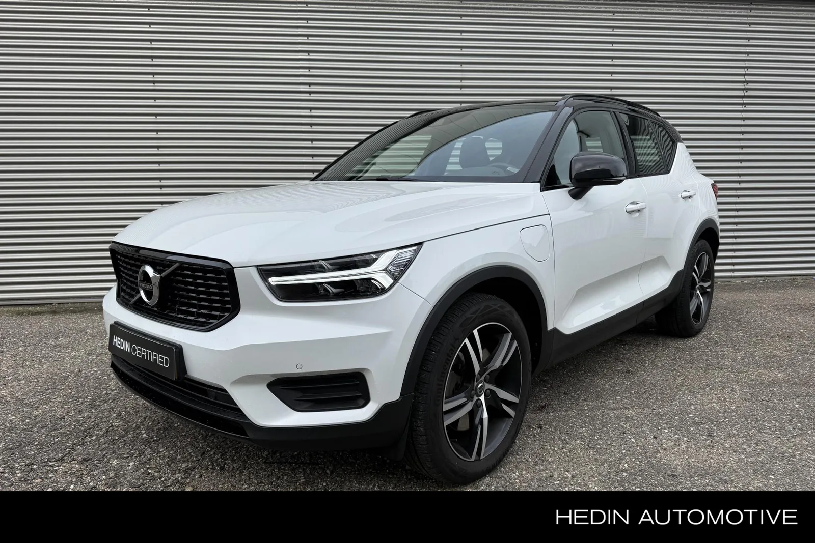 Volvo XC40 (2020) — foto 1
