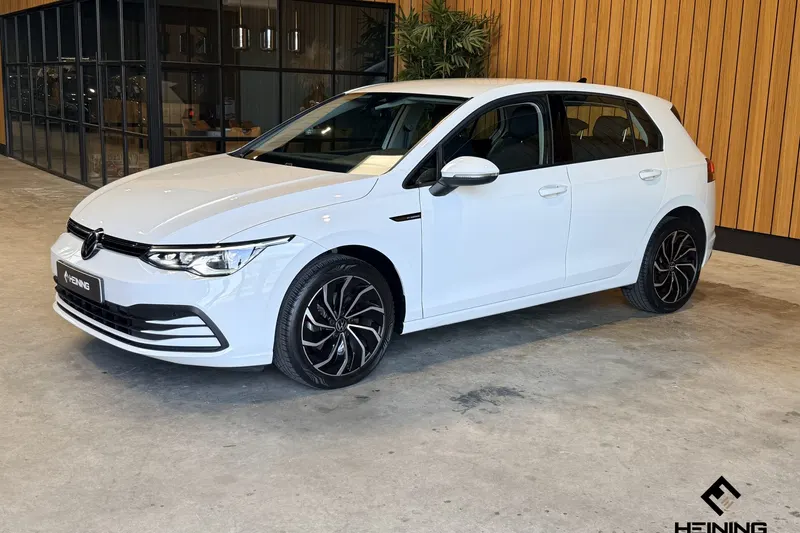 Volkswagen Golf (2020)