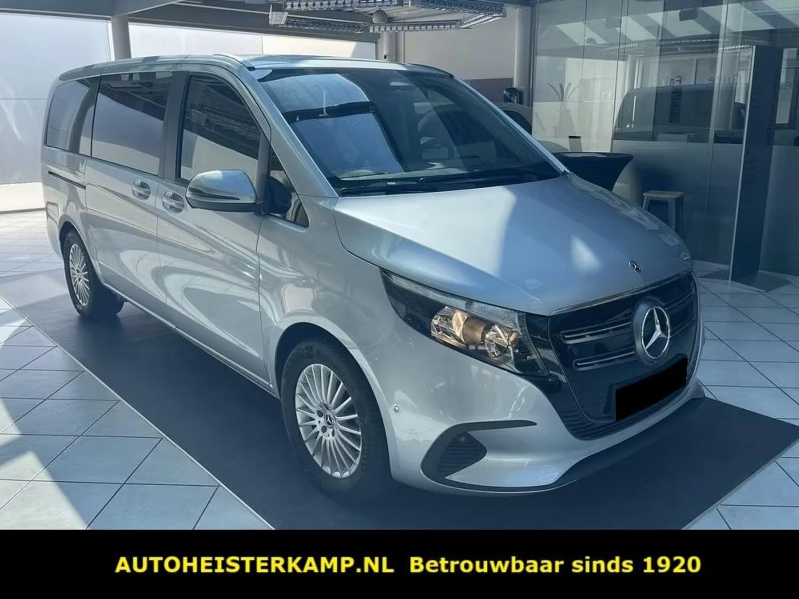 Mercedes-Benz EQV (2024) — foto 1