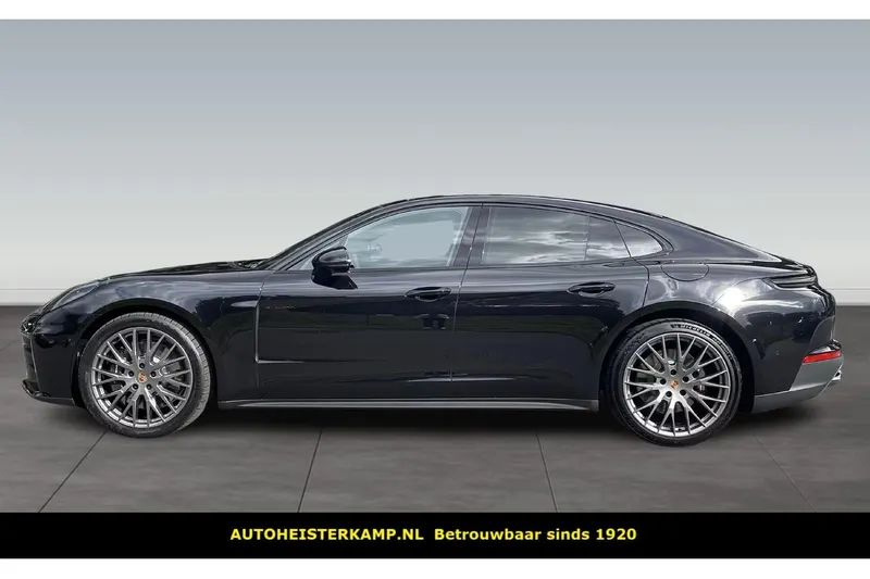 Porsche Panamera (2025)