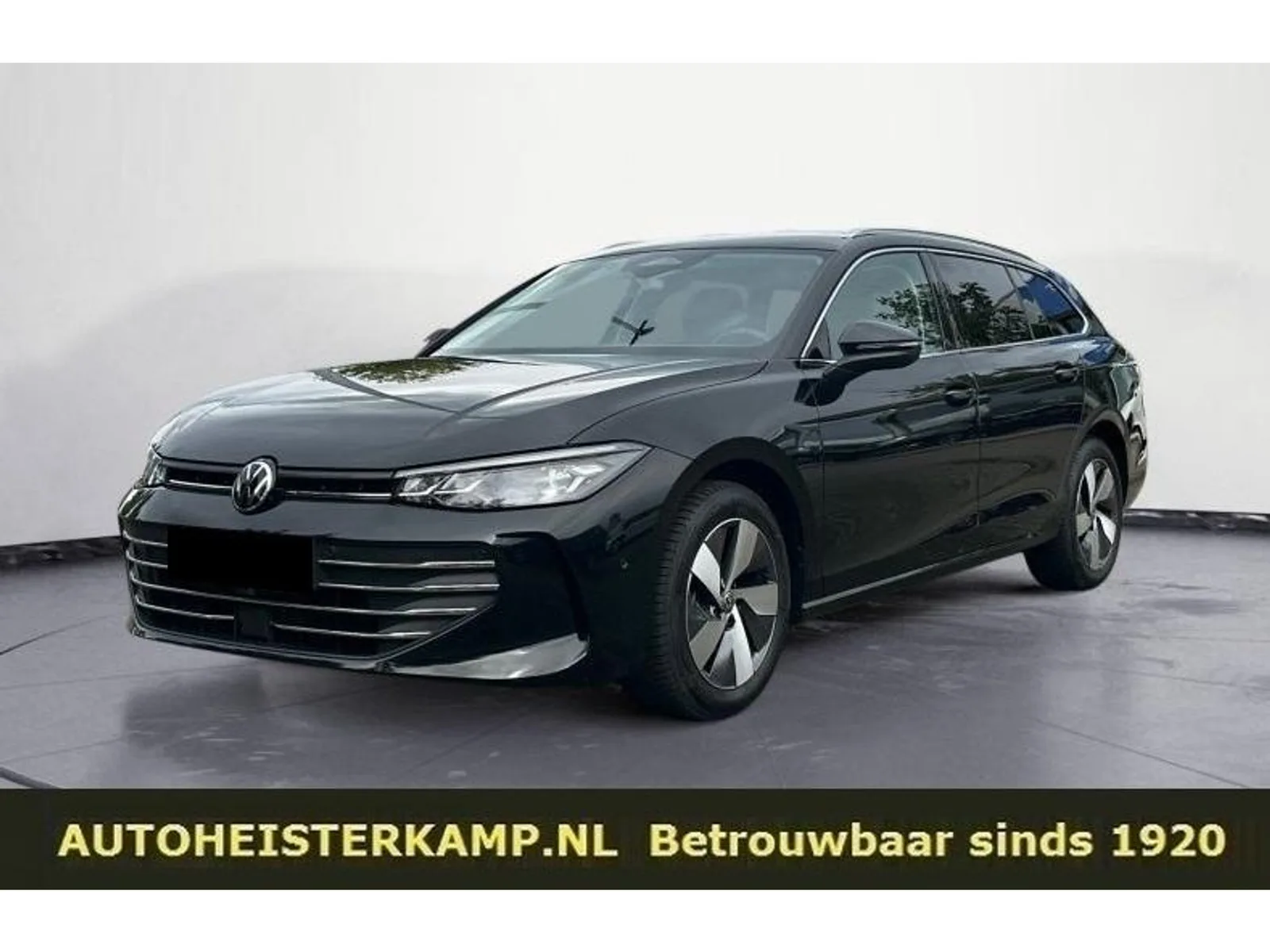 Volkswagen Passat (2024) — foto 1
