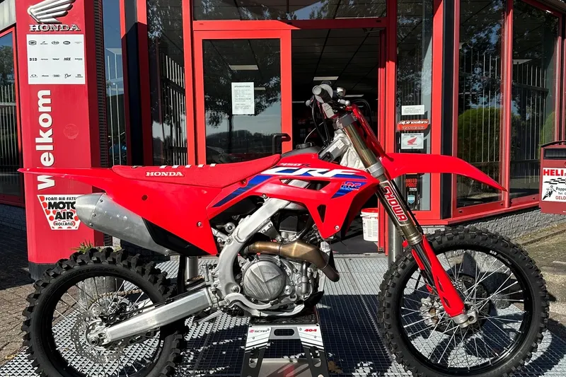 Honda CRF 450 (2023)
