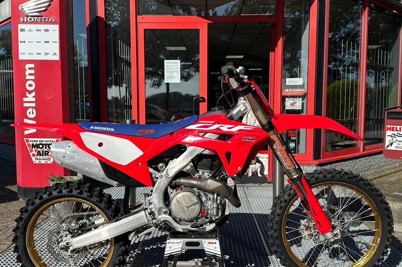 Honda CRF 450 (2023)