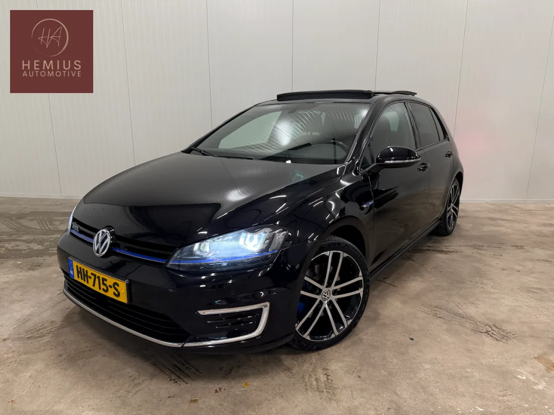 Volkswagen Golf (2015) — foto 1