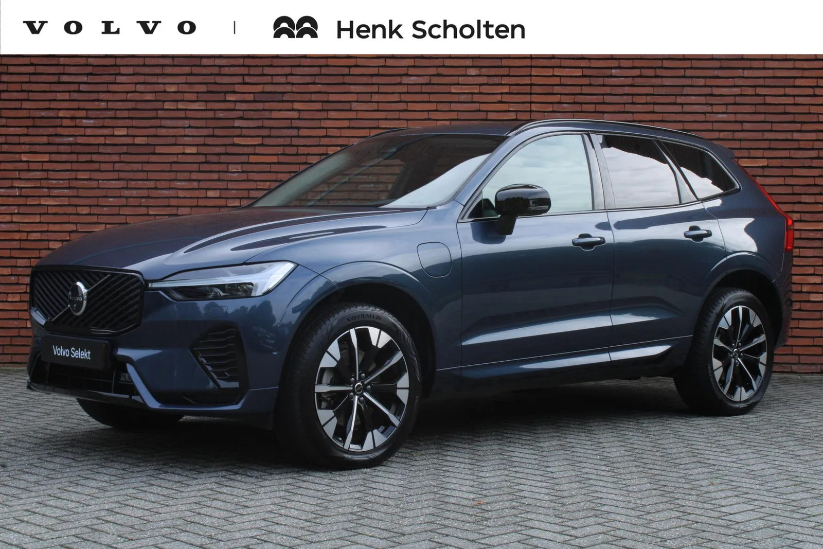 Volvo XC60 (2026) — foto 1