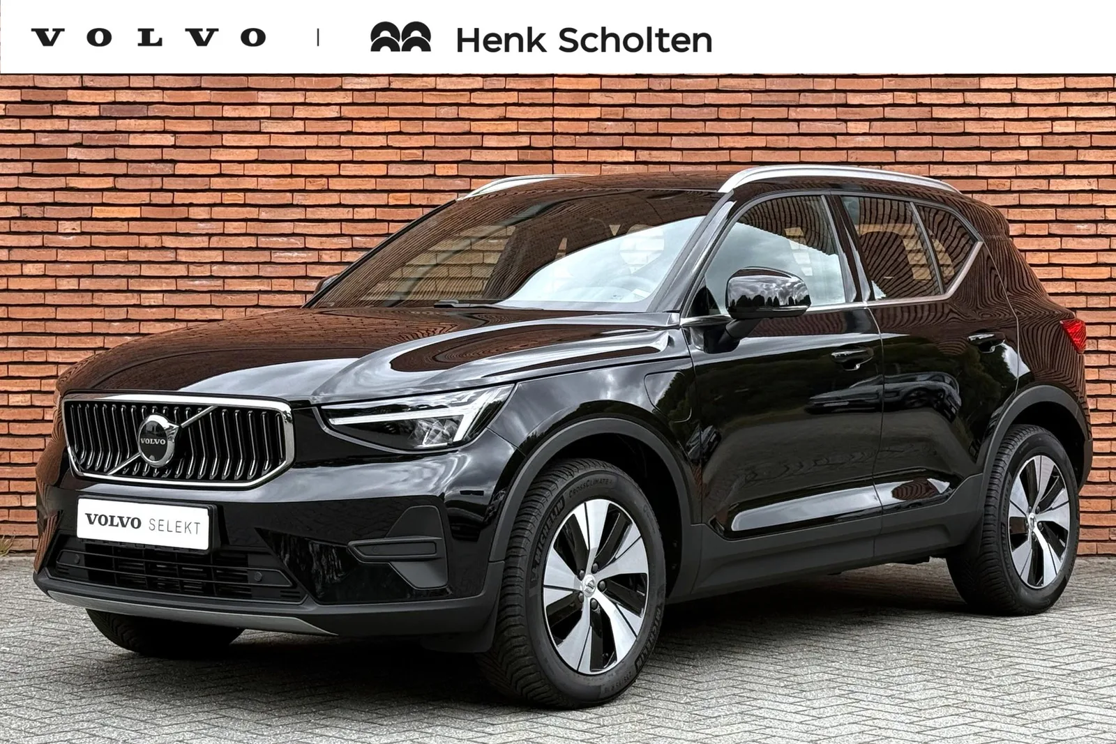 Volvo XC40 (2023) — foto 1