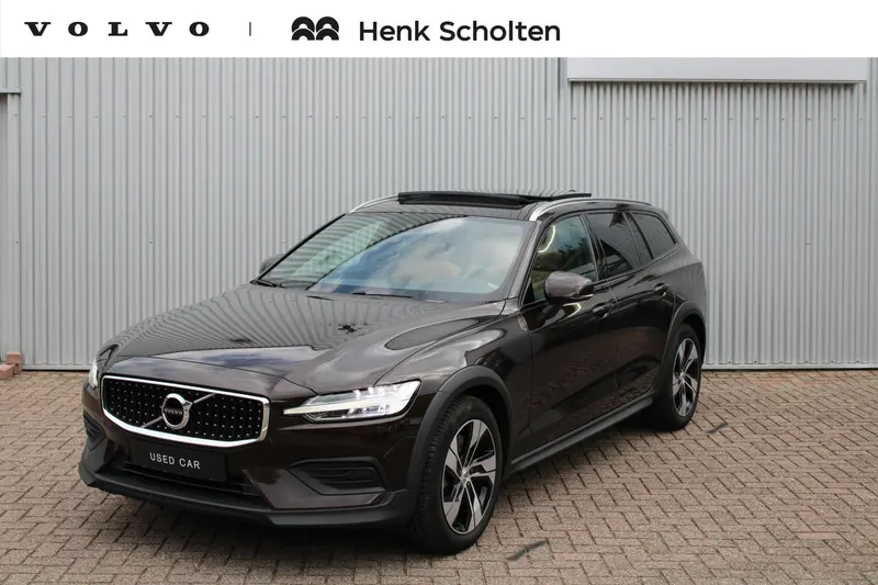 Volvo V60 Cross Country (2019)