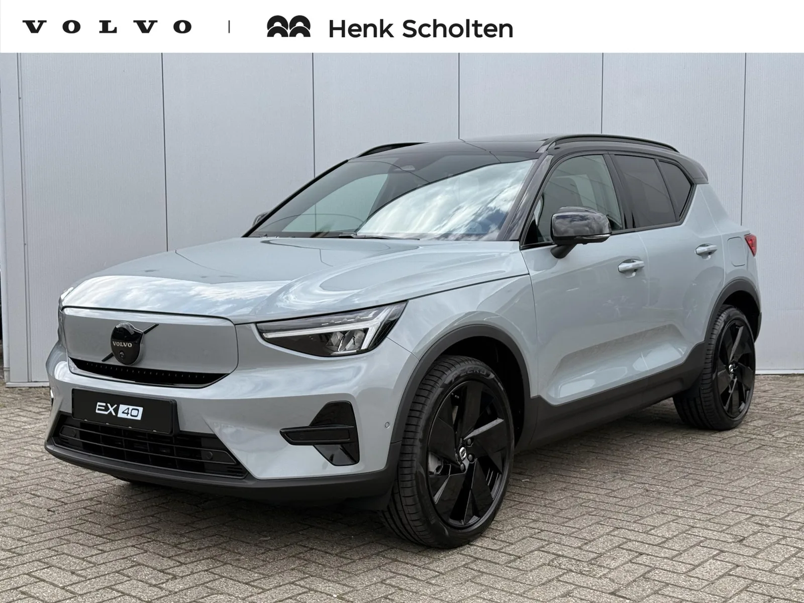 Volvo EX40 (2026) — foto 1