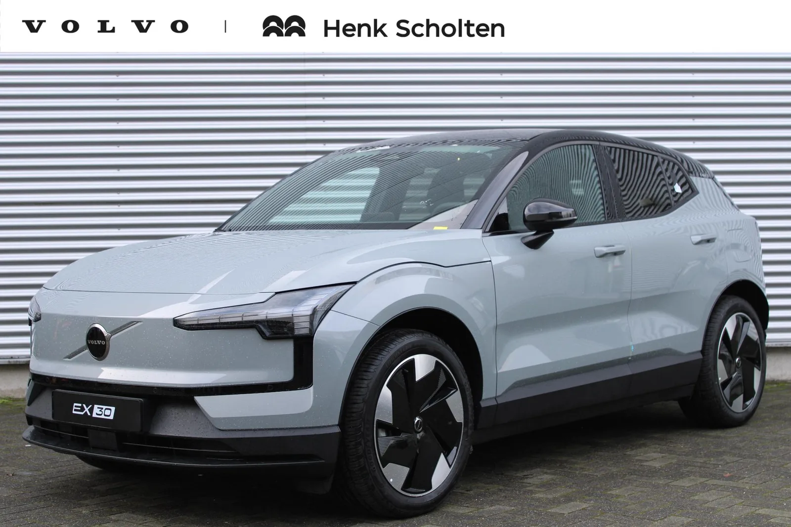 Volvo EX30 (2024) — foto 1