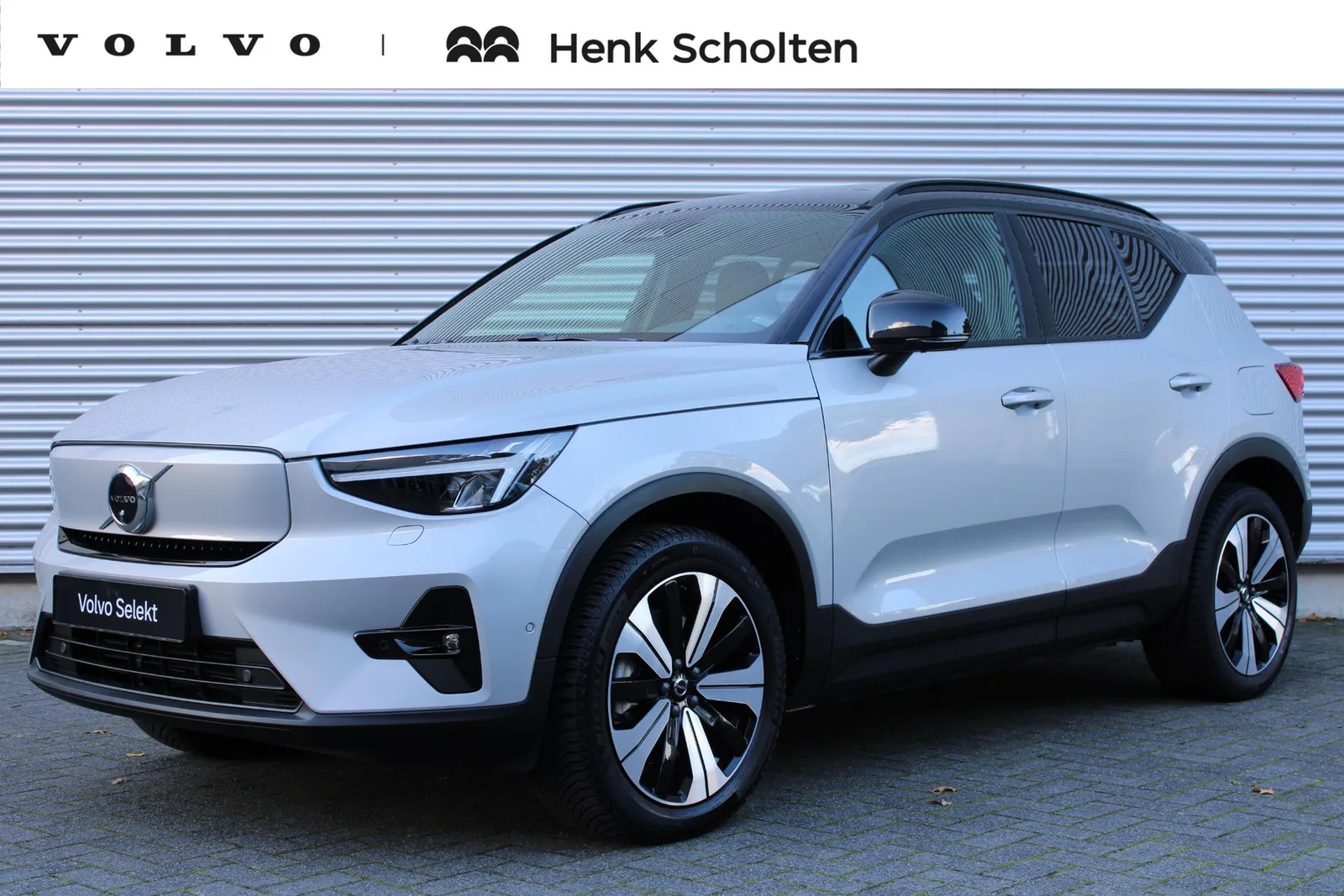 Volvo XC40 (2022) — foto 1