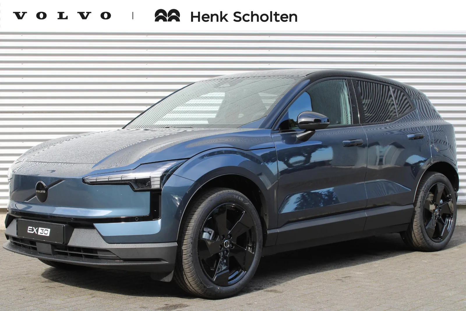 Volvo EX30 (2026) — foto 1