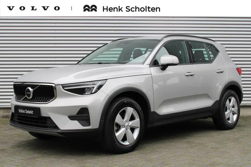 Volvo XC40 (2024)