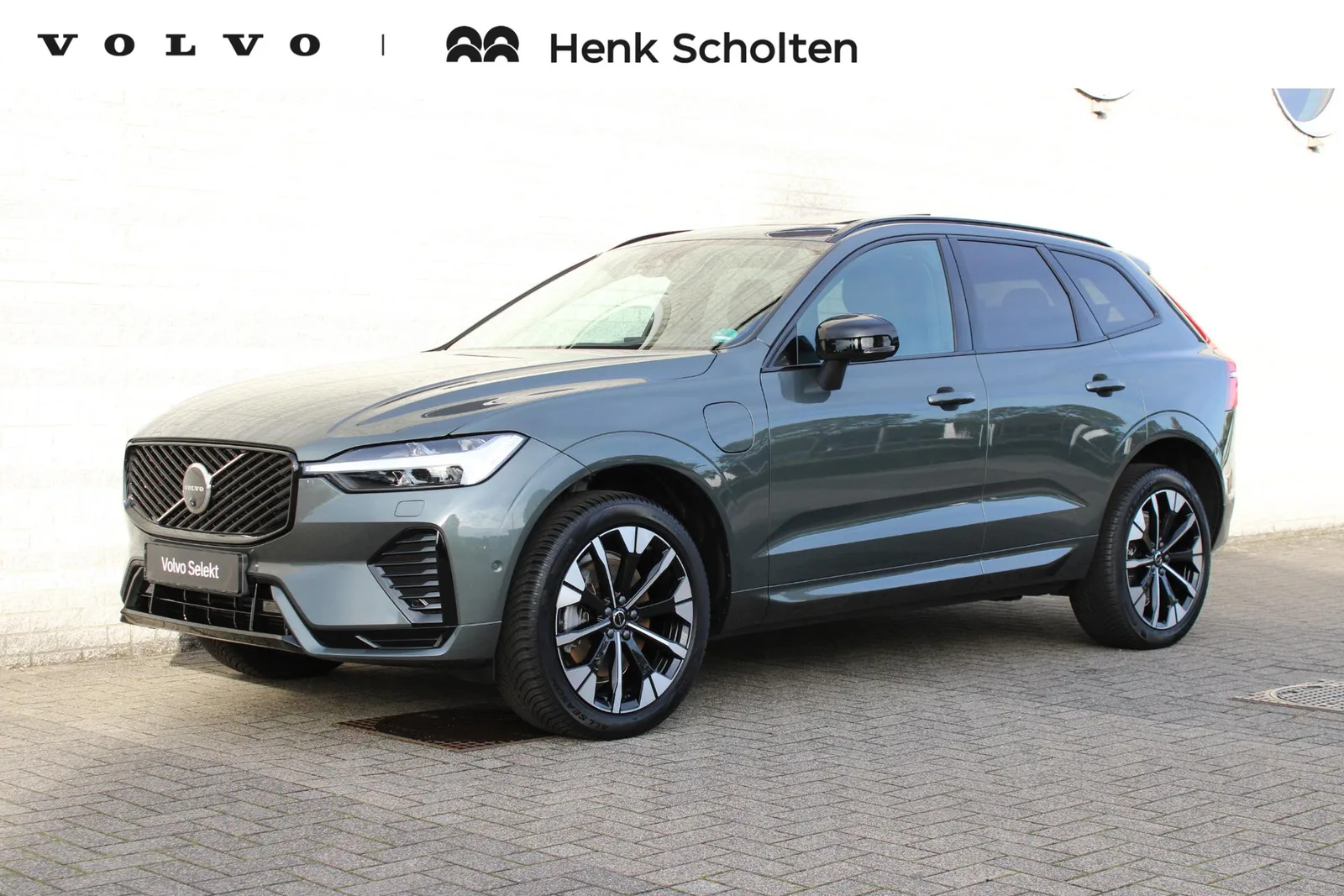 Volvo XC60 (2026) — foto 1