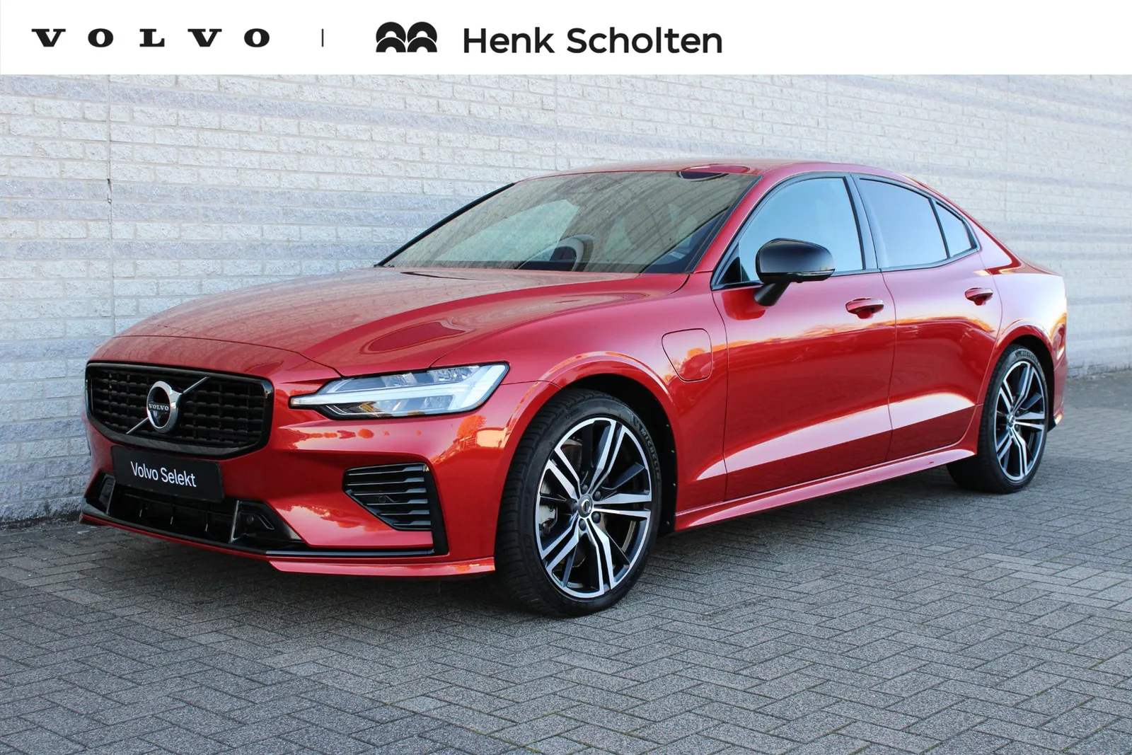 Volvo S60 (2022) — foto 1