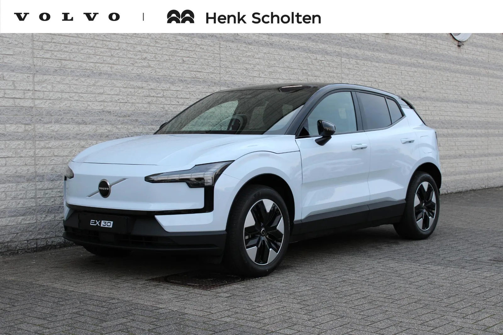 Volvo EX30 (2026) — foto 1