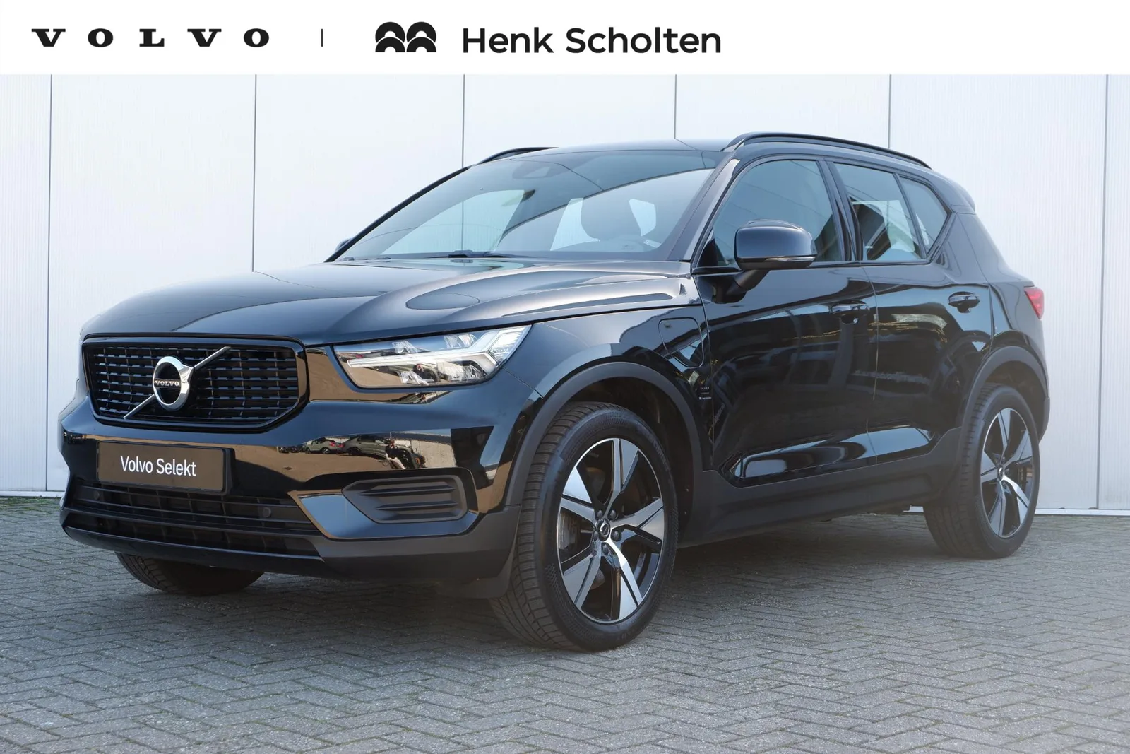 Volvo XC40 (2022) — foto 1