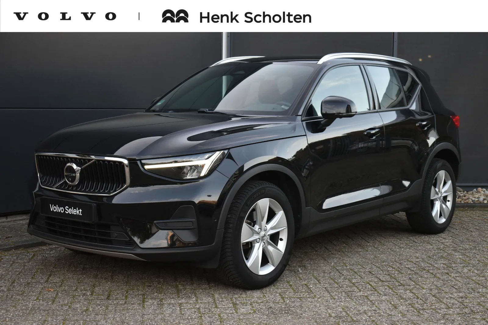 Volvo XC40 (2022) — foto 1