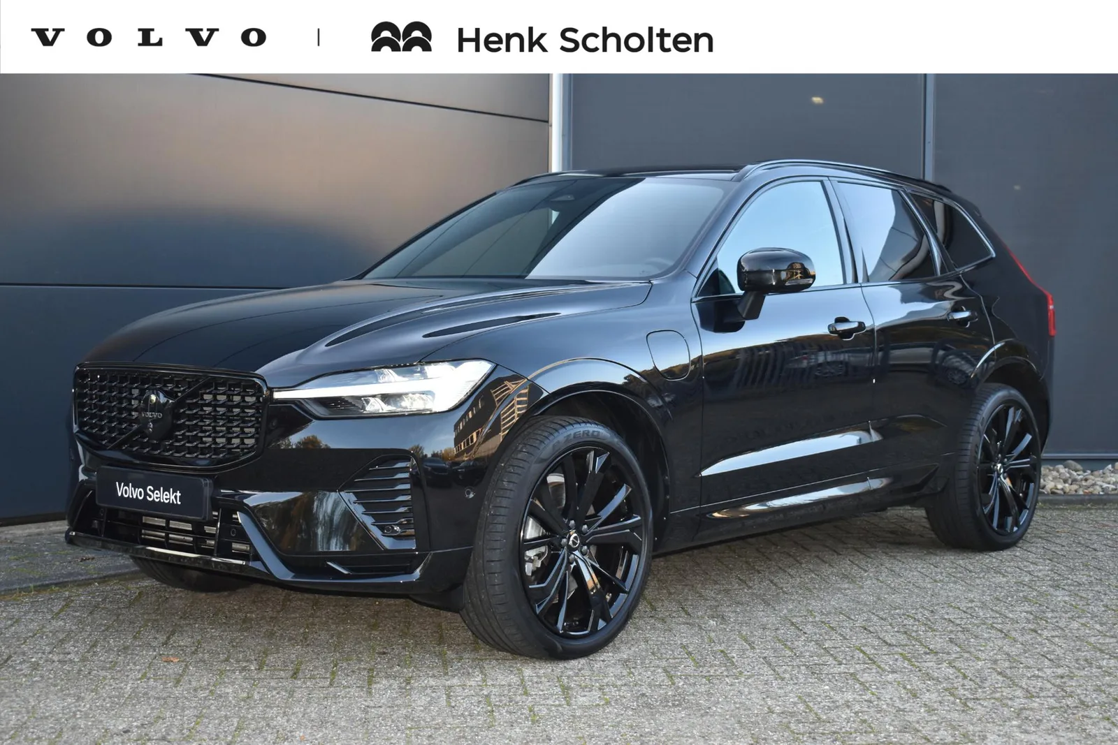 Volvo XC60 (2025) — foto 1
