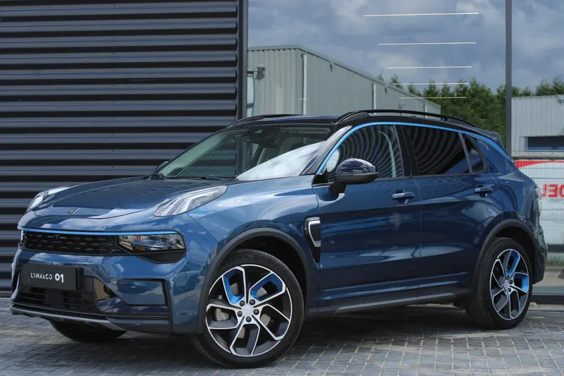 Lynk & Co 01 (2021)