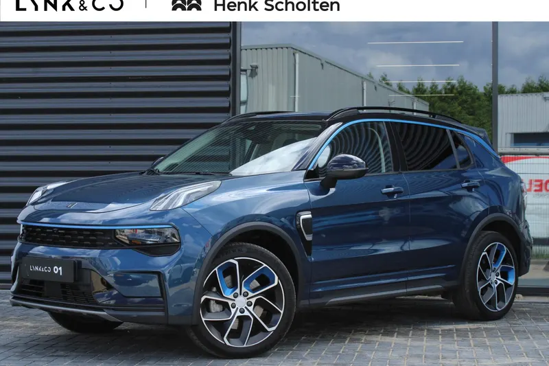 Lynk & Co 01 (2021)