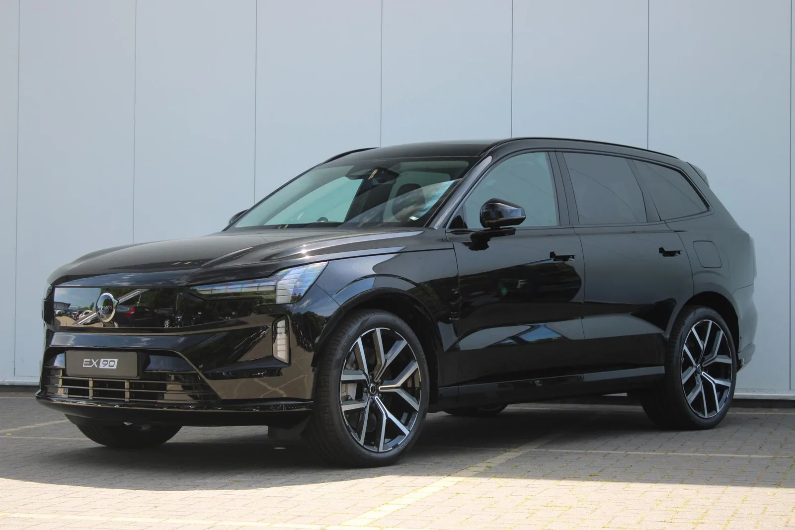 Volvo EX90 (2026) — foto 1