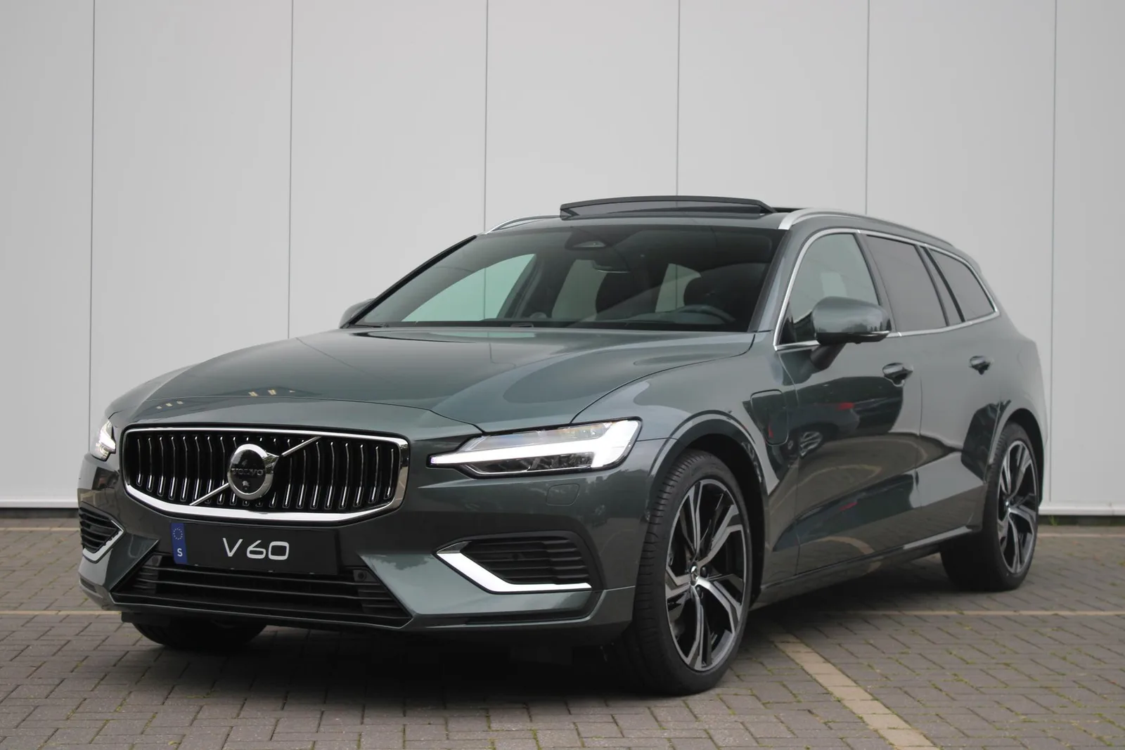 Volvo V60 (2026) — foto 1