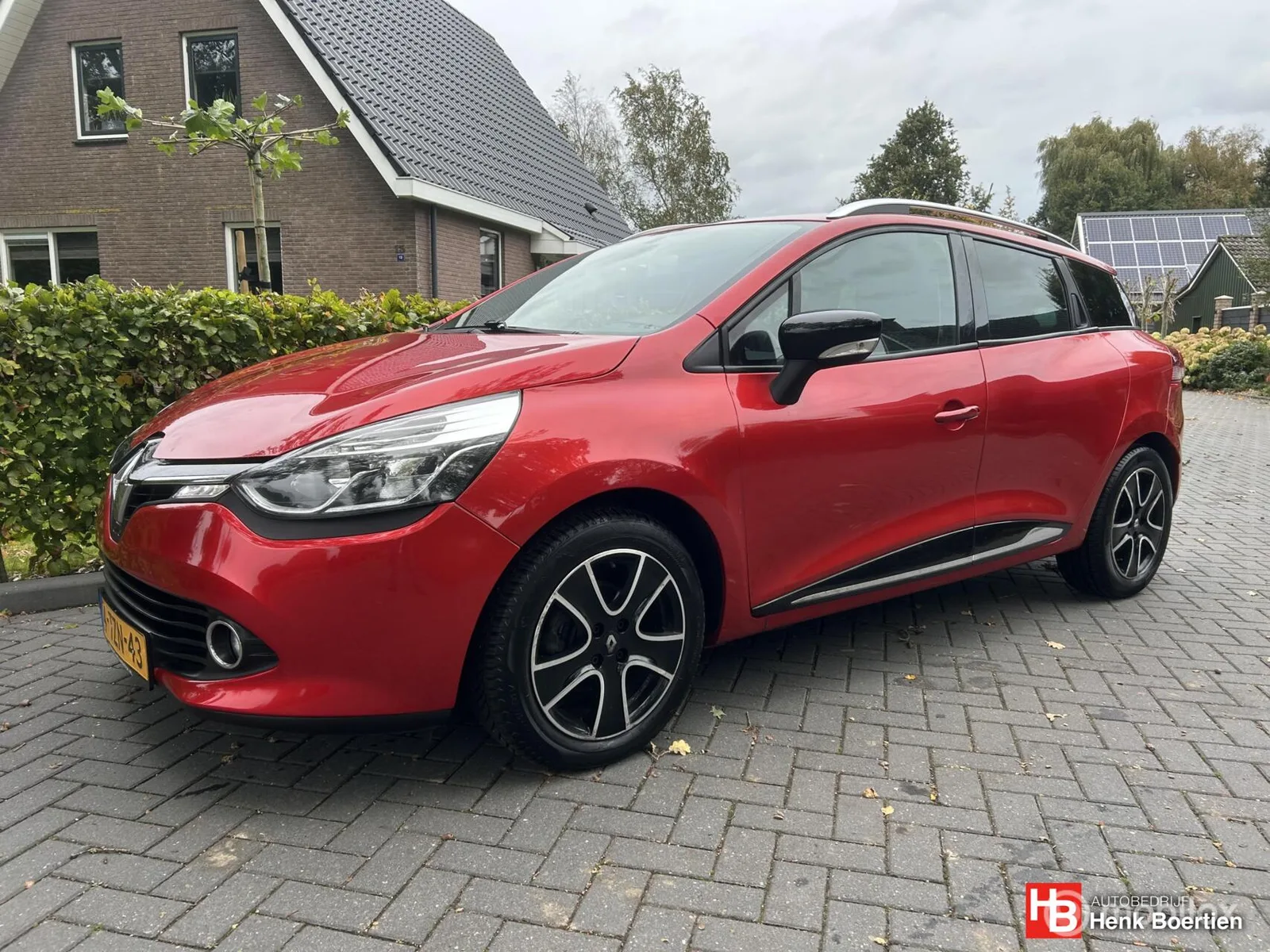 Renault Clio (2014) — foto 1