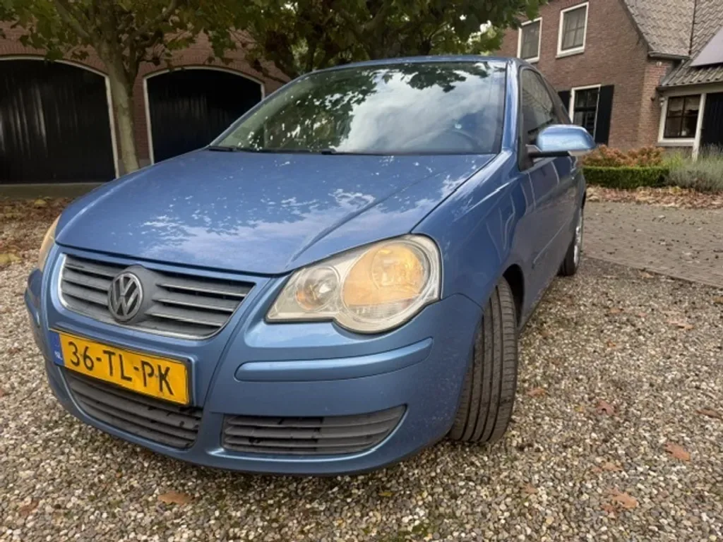 Volkswagen Polo (2007) — foto 1