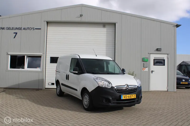 Opel Combo (2013)
