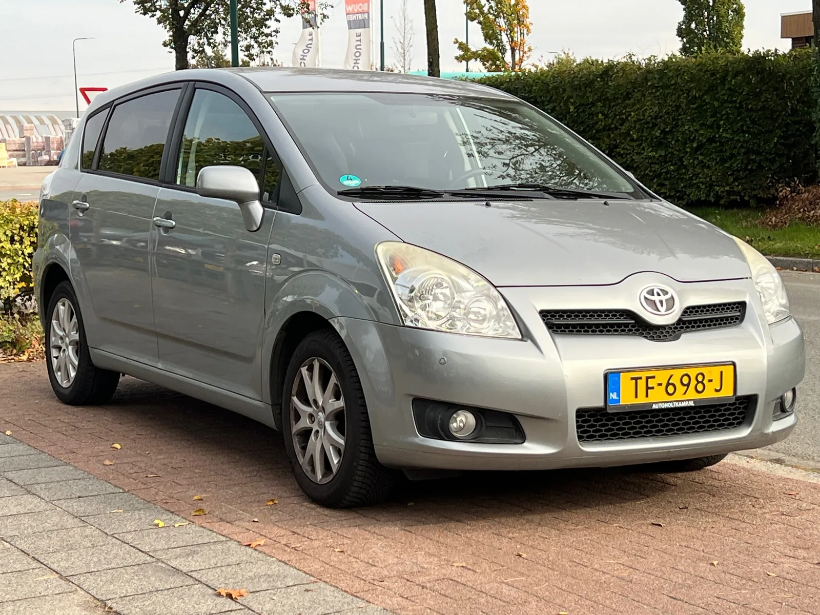 Toyota Verso (2008) — foto 1