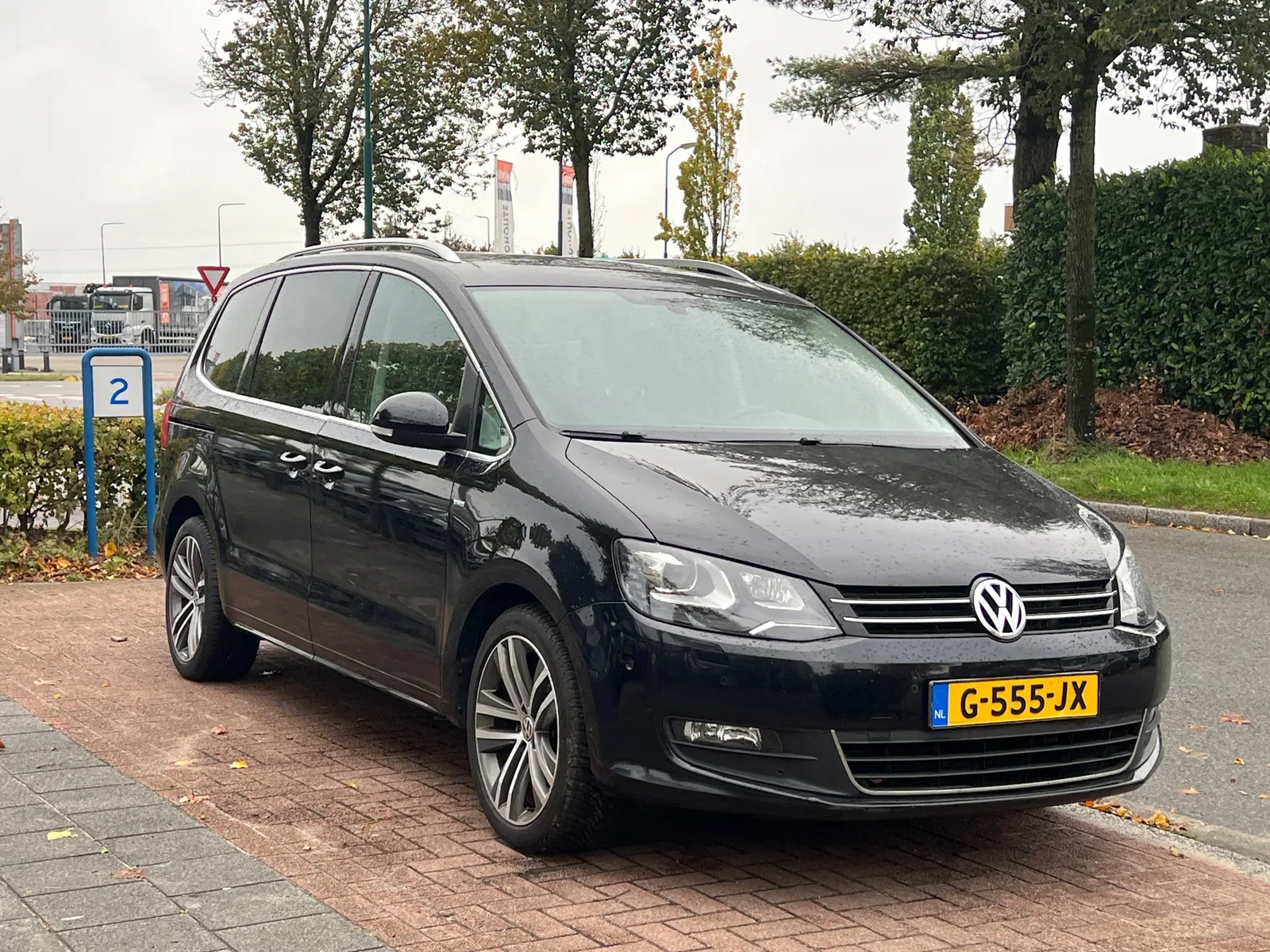 Volkswagen Sharan (2015) — foto 1