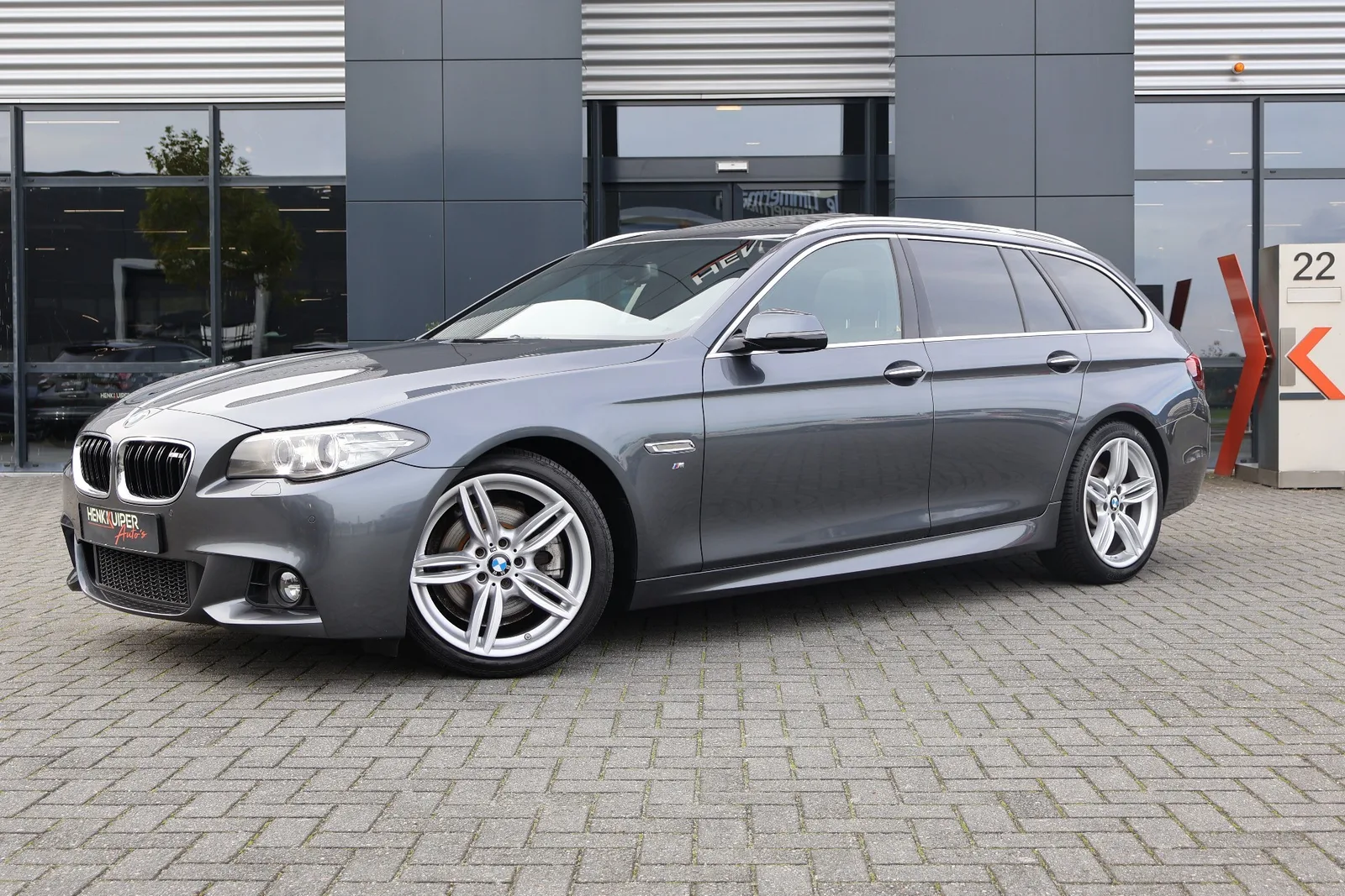 BMW 5-Serie (2016) — foto 1