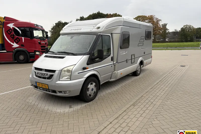 Hymer Van (2008)