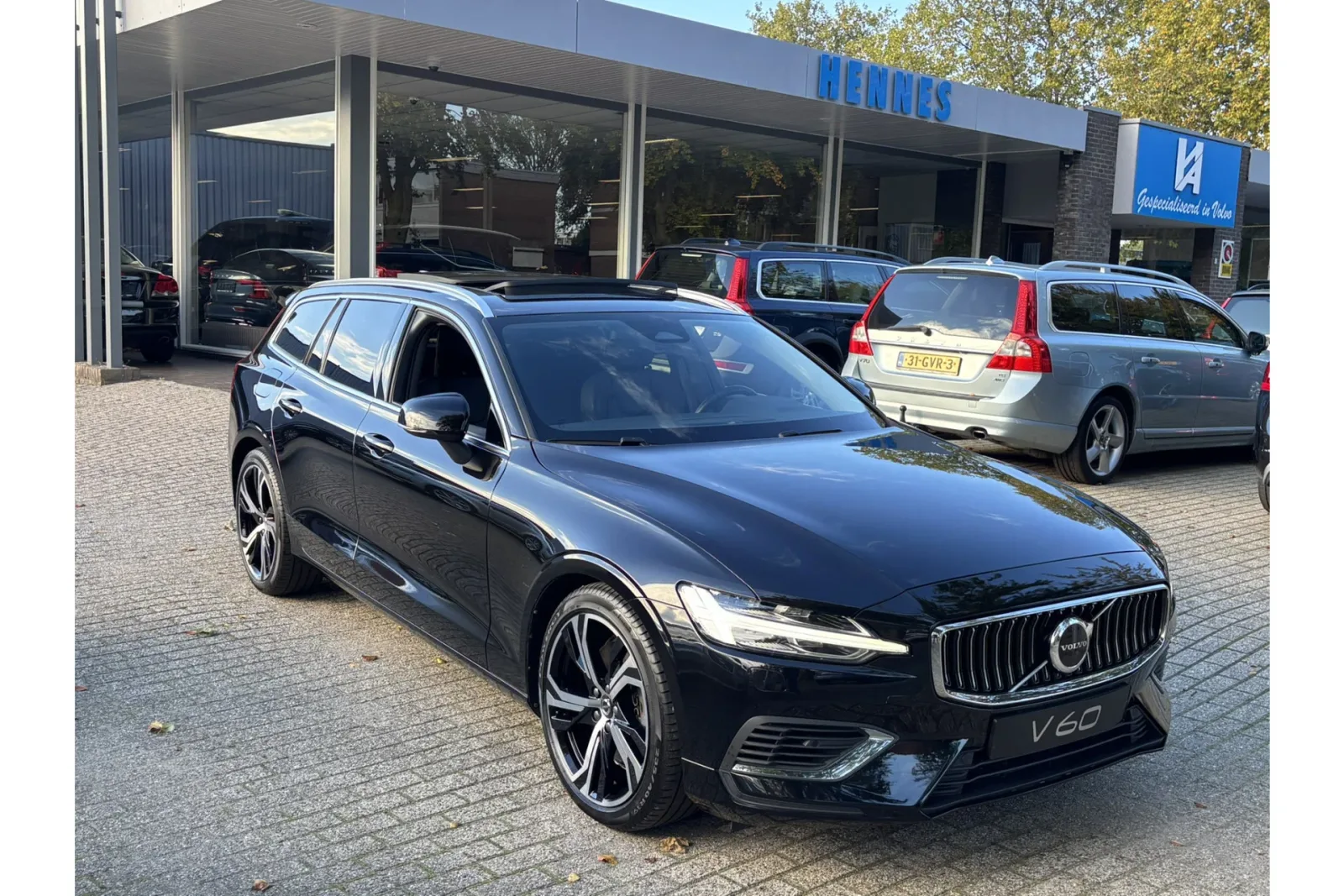 Volvo V60 (2022) — foto 1