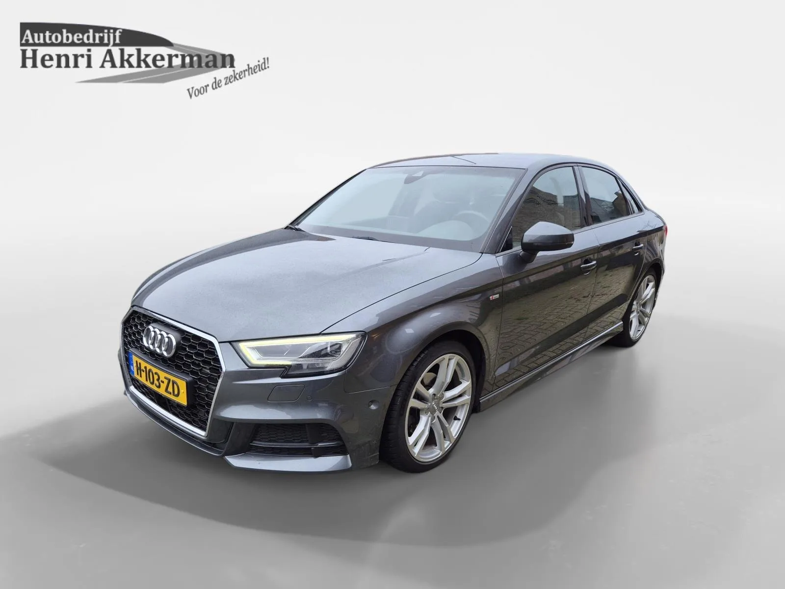 Audi A3 (2020) — foto 1