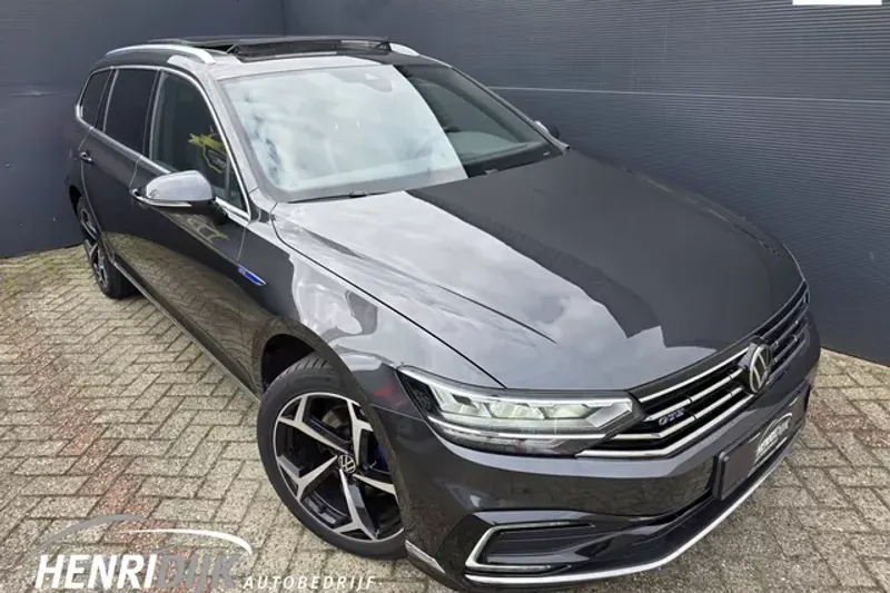 Volkswagen Passat (2022)