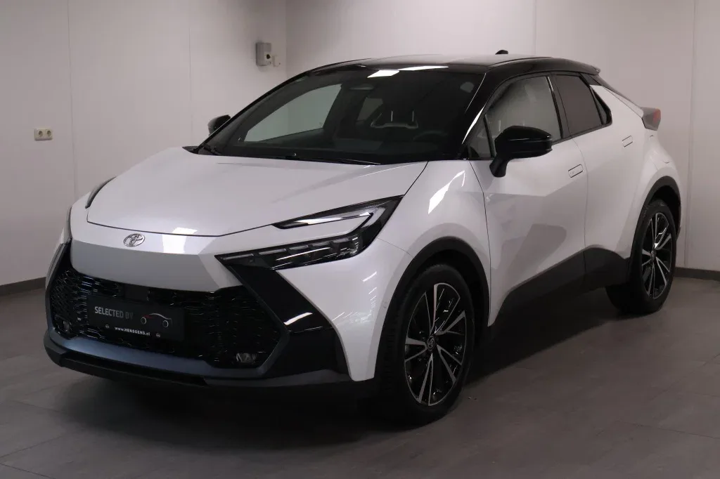 Toyota C-HR (2024) — foto 1