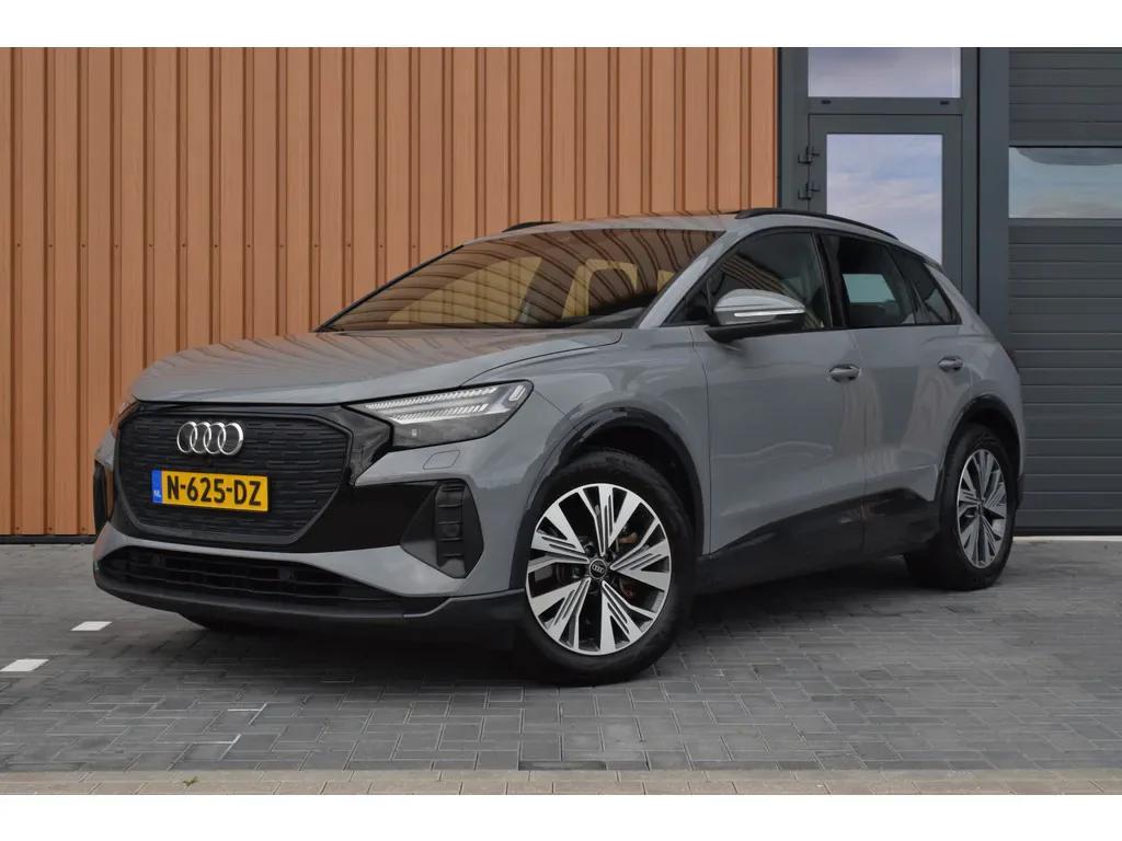 Audi Q4 e-tron (2021) — foto 1