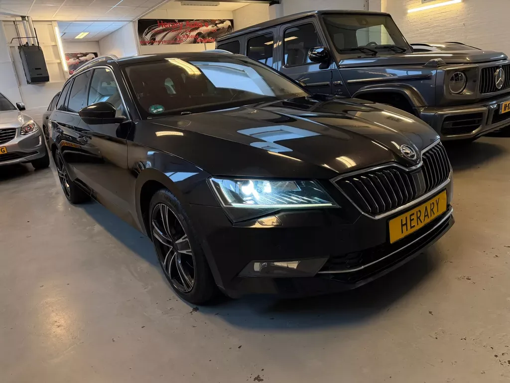 Škoda Superb (2016) — foto 1