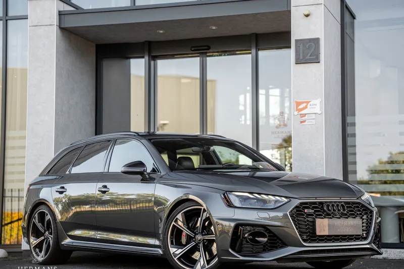 Audi A4 (2023)
