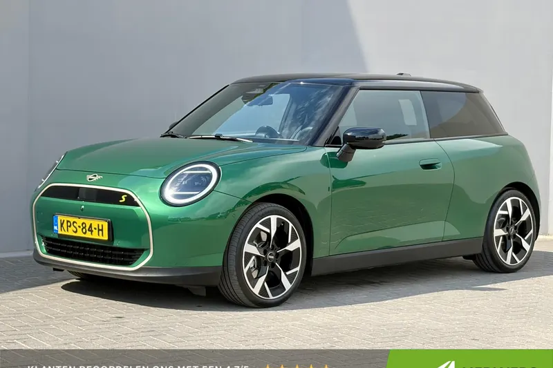 MINI Cooper (2024)