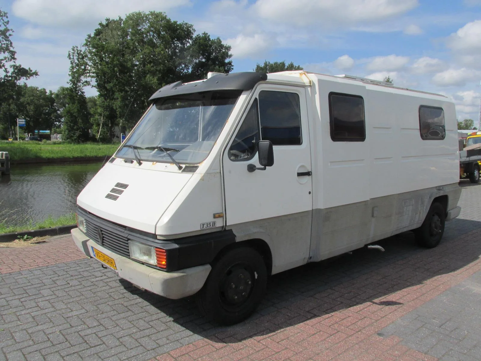Renault Master (1989) — foto 1