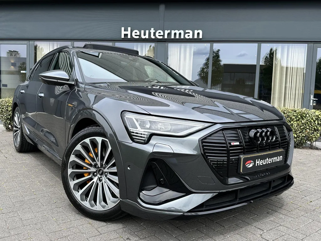 Audi e-tron (2022) — foto 1