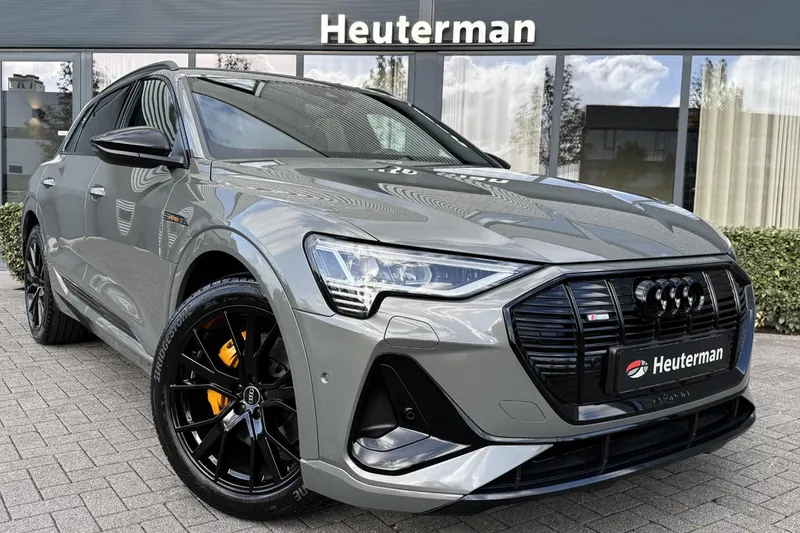 Audi e-tron (2022)